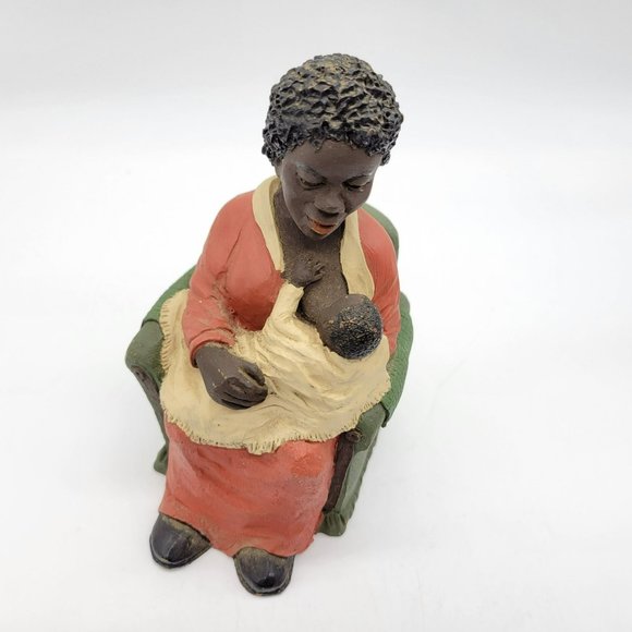 Resin Artist Sculpture A A Nursing Mother with Child Signed T.N.T. 460 - Picture 2 of 14